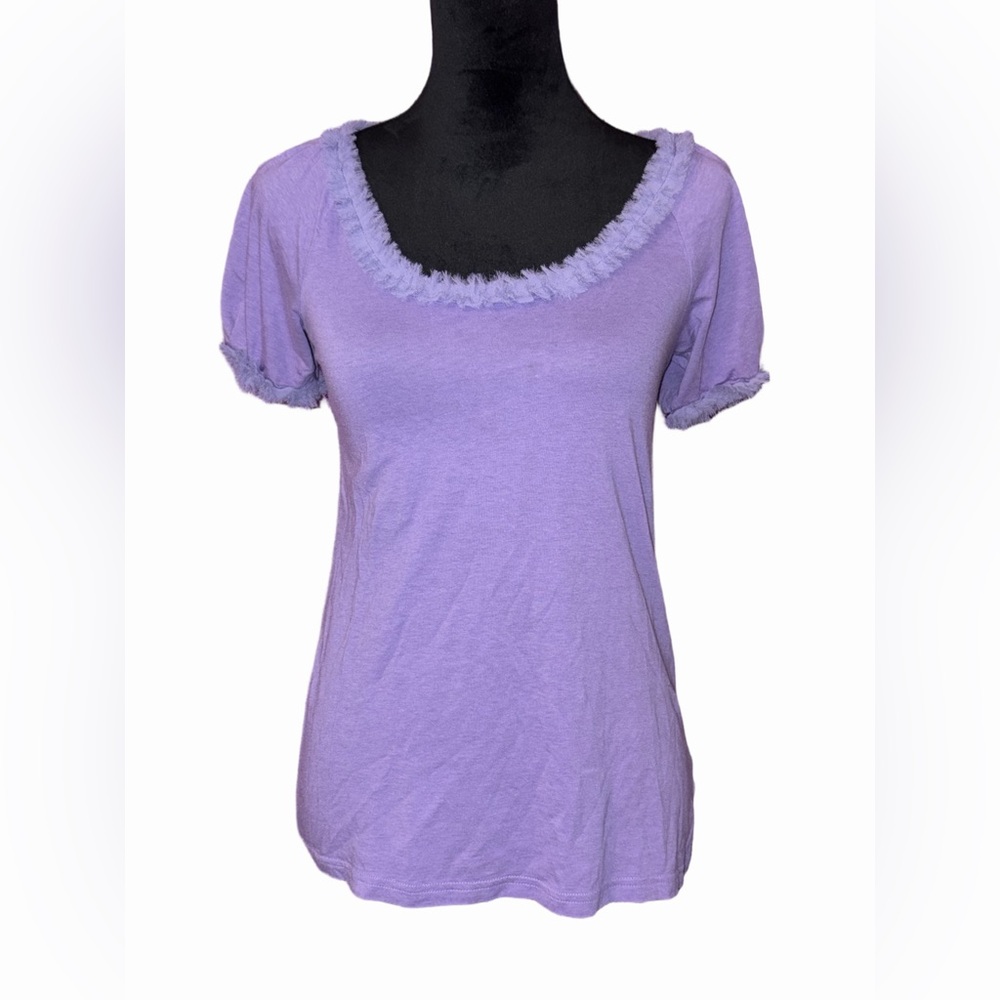 GAP Lavender Ruffle Neck Keyhole Tee XS Feminine Top